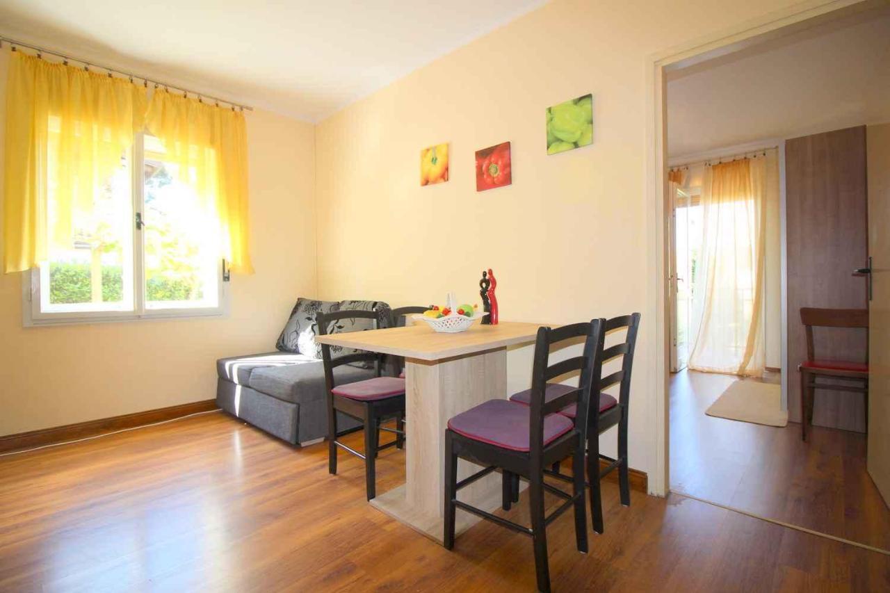 Apartment In Porec/Istrien 10035 外观 照片